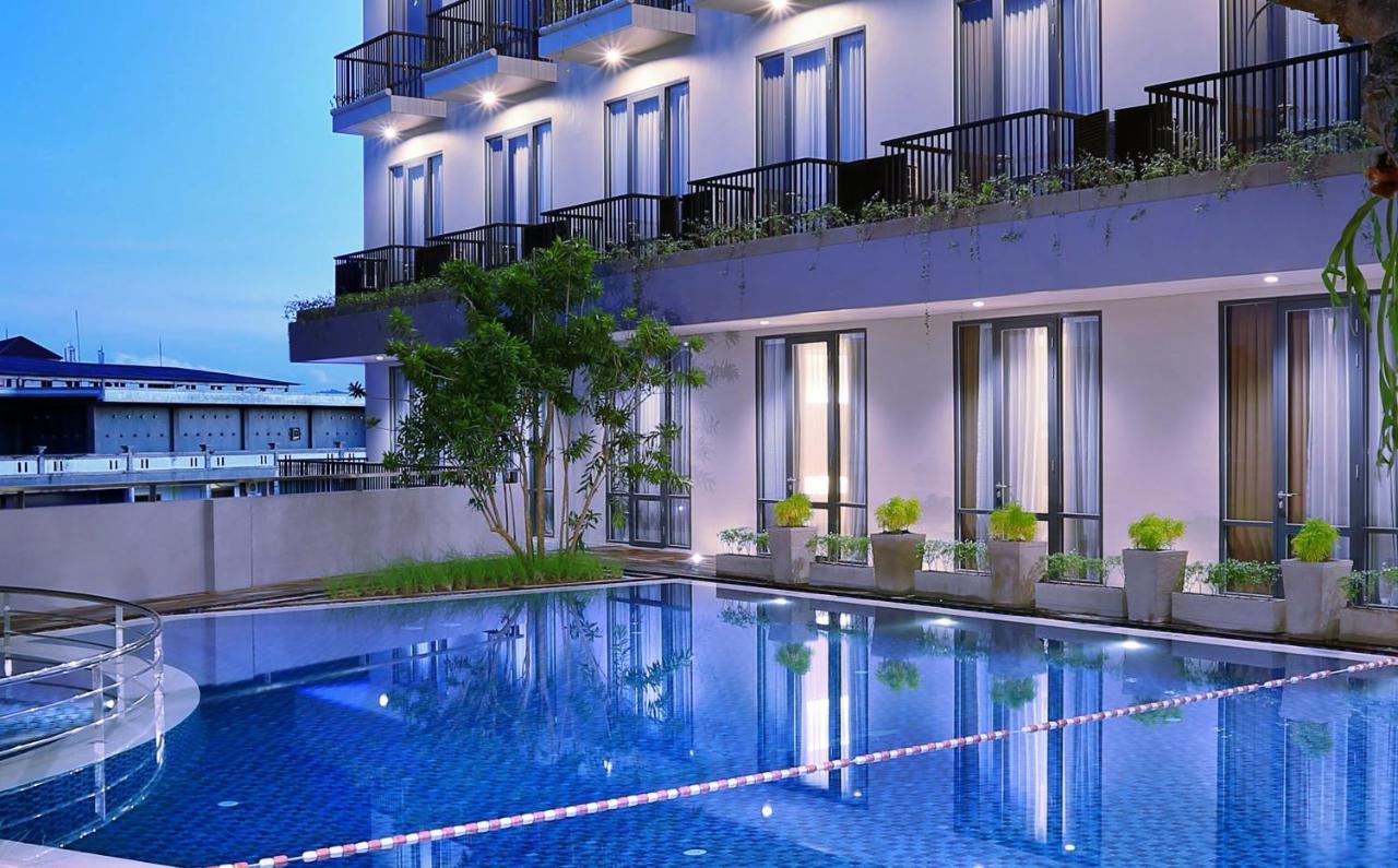 Aston Inn Mataram Dış mekan fotoğraf