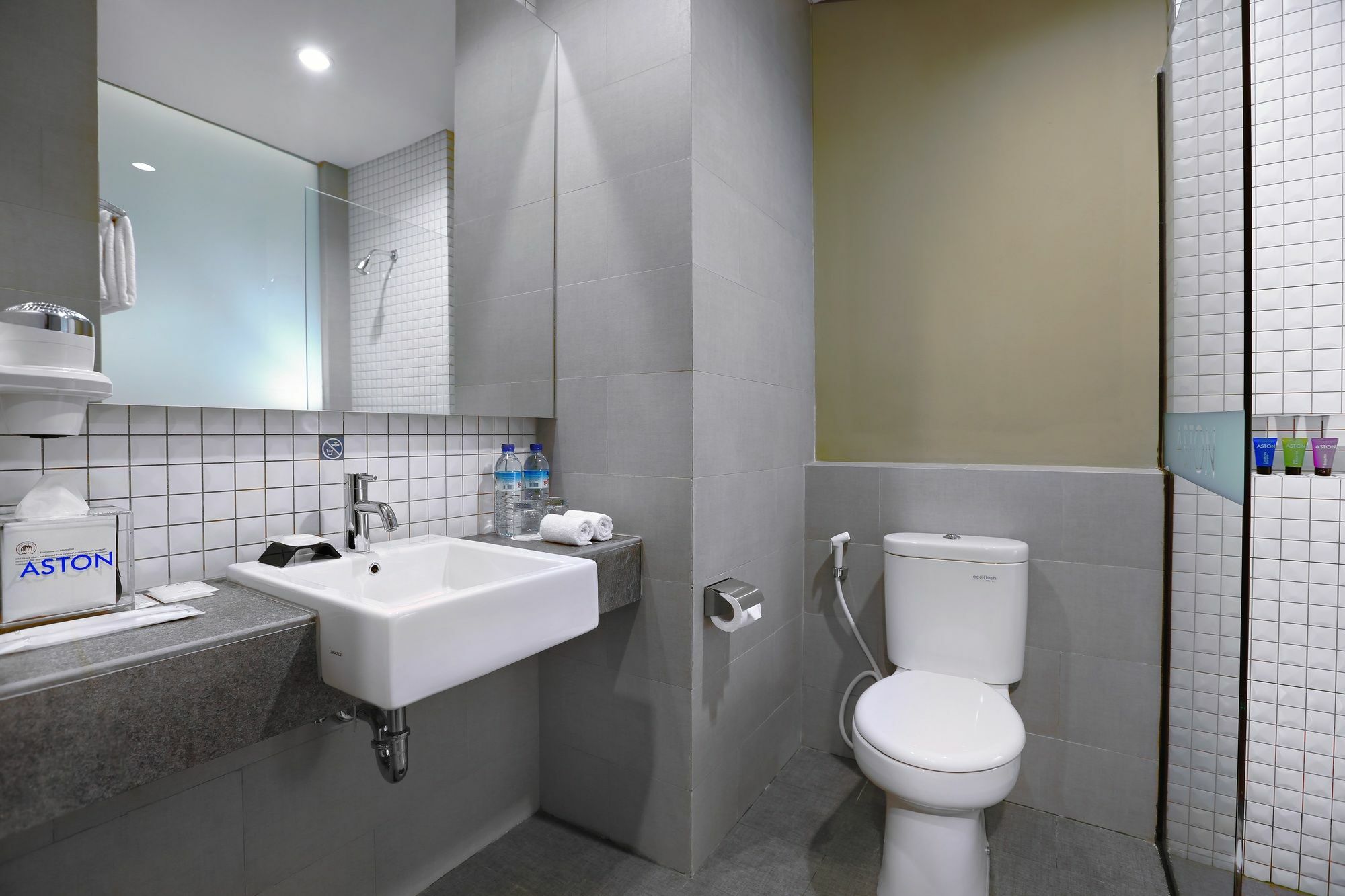 Aston Inn Mataram Dış mekan fotoğraf